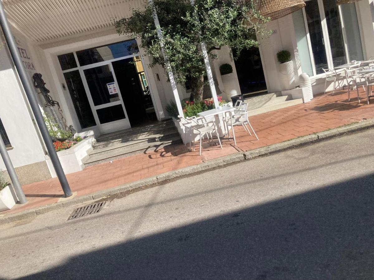 Hotel L'Ancora La Caletta Extérieur photo