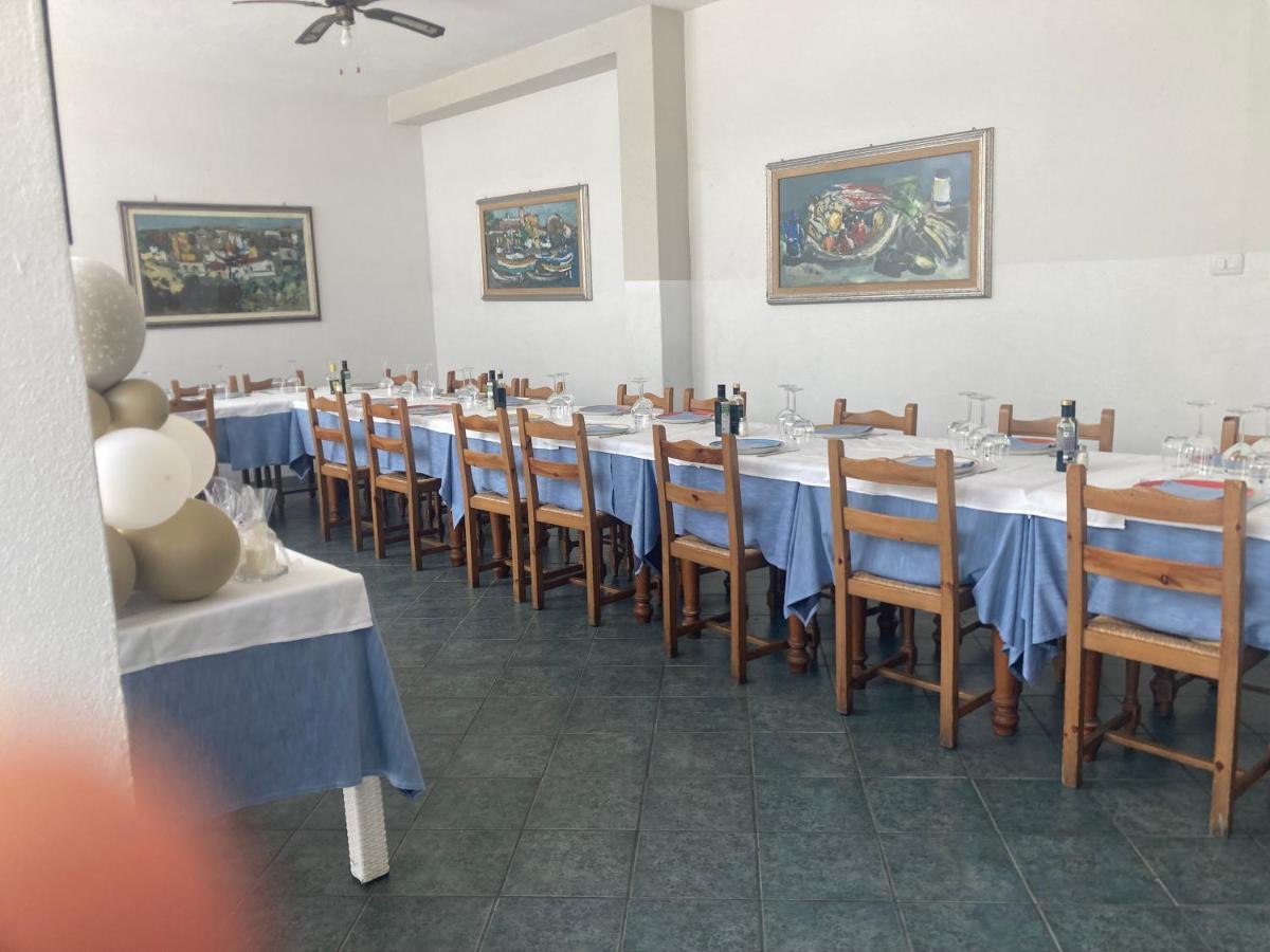 Hotel L'Ancora La Caletta Extérieur photo
