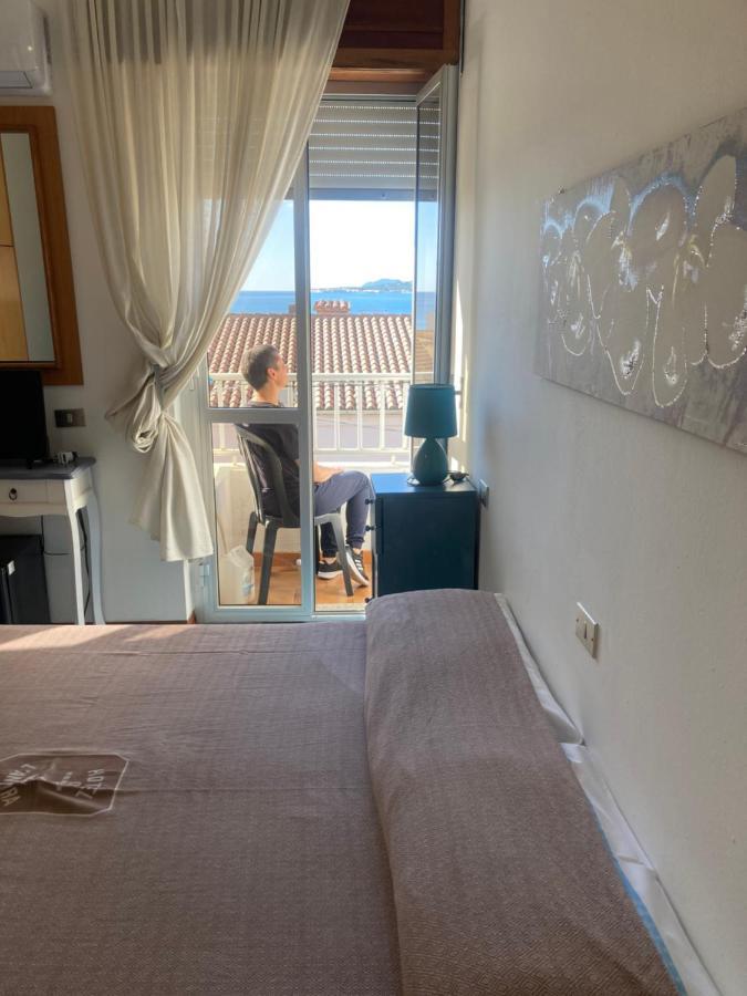 Hotel L'Ancora La Caletta Extérieur photo